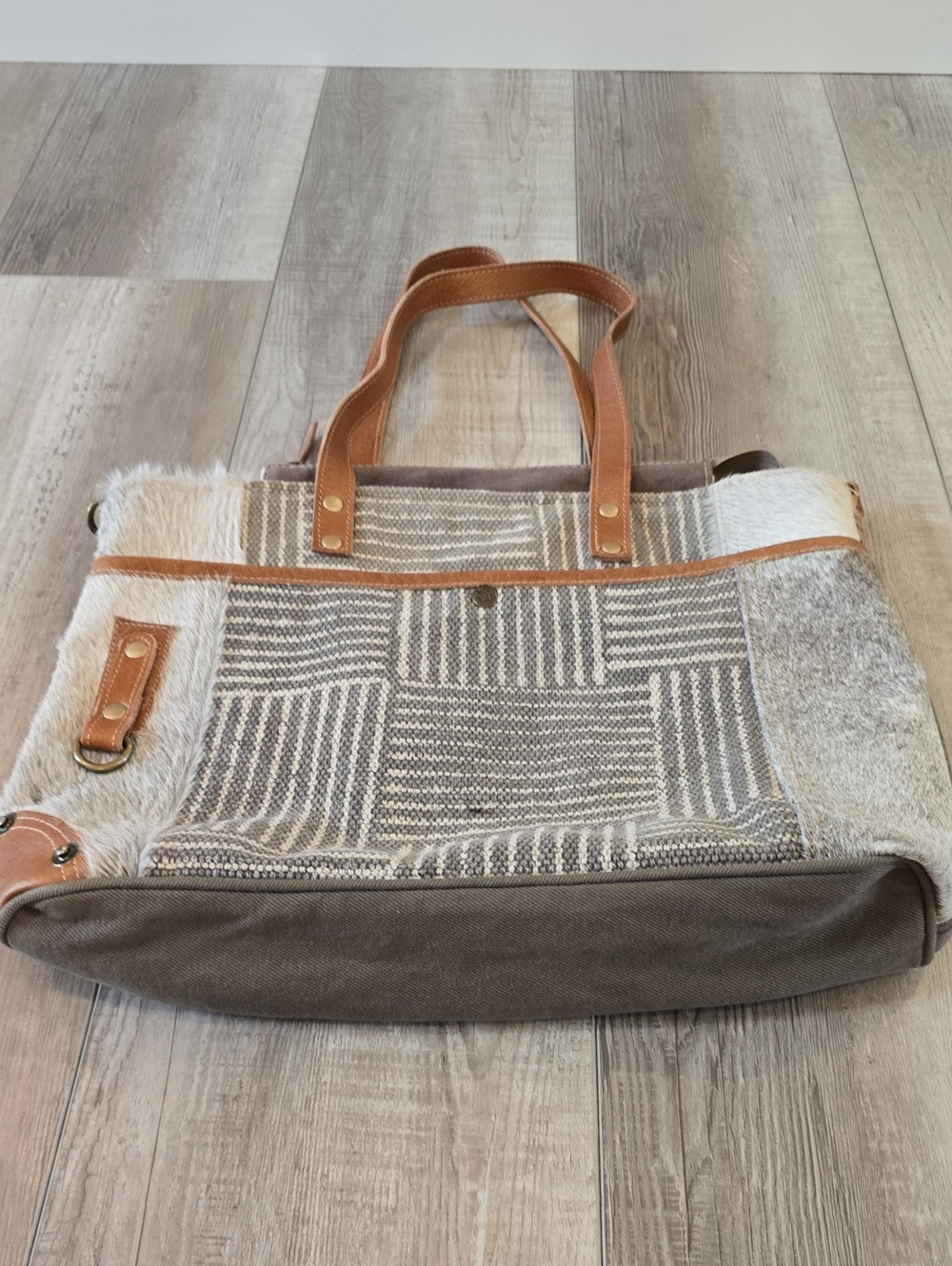 Neutral Patterned Canvas & Leather Tote Bag - Tan/Gray. Approx. 12.5x17.5.